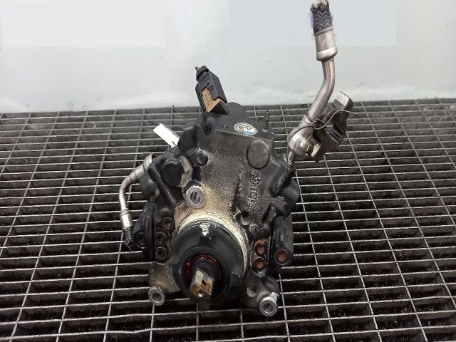 bontott OPEL ANTARA Nagynyomású Szivattyú