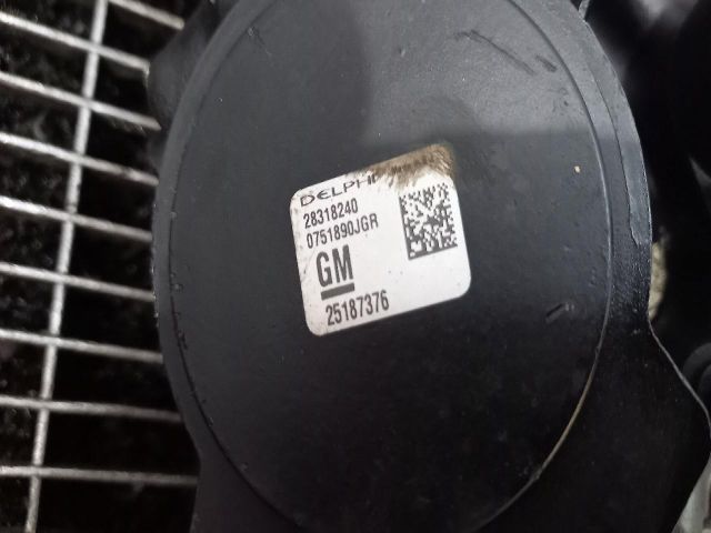 bontott OPEL ANTARA Nagynyomású Szivattyú