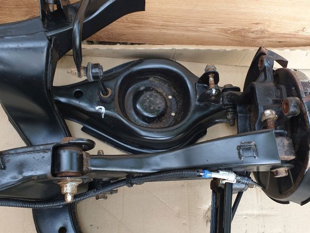 bontott OPEL ANTARA Hátsó Híd (Tárcsafékes)