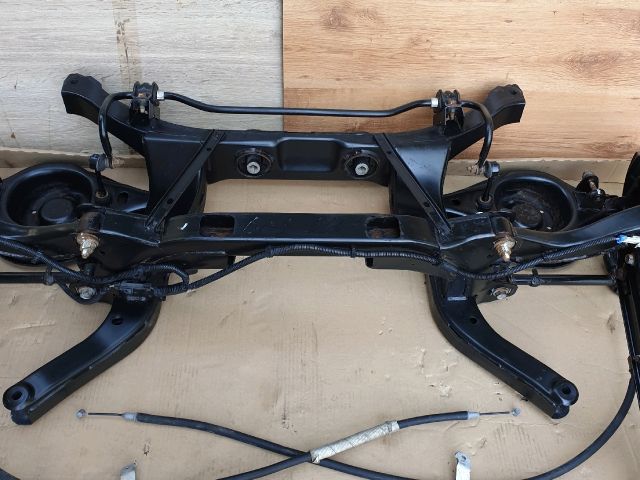 bontott OPEL ANTARA Hátsó Híd (Tárcsafékes)