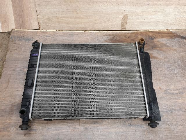 bontott OPEL ANTARA Vízhűtő Radiátor (Klímás)