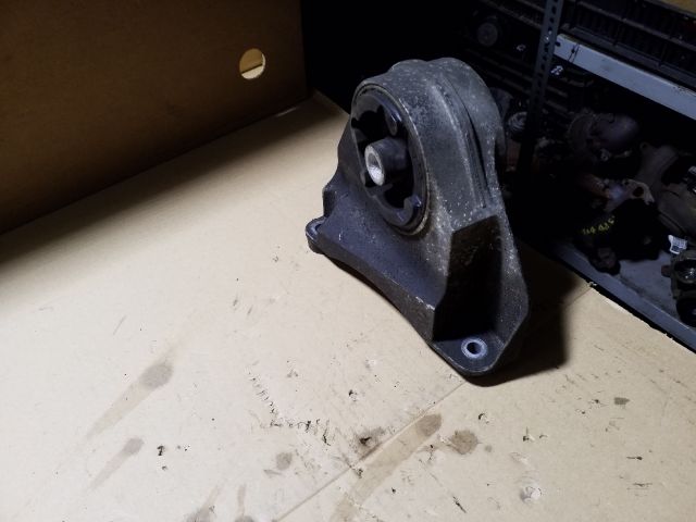 bontott OPEL ANTARA Motor Tartó Bak (Fém)