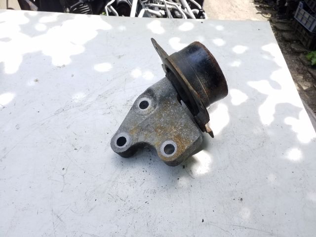 bontott OPEL ANTARA Motor Tartó Bak (Fém)