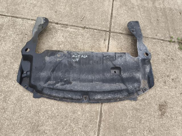 bontott OPEL ANTARA Alsó Motorburkolat