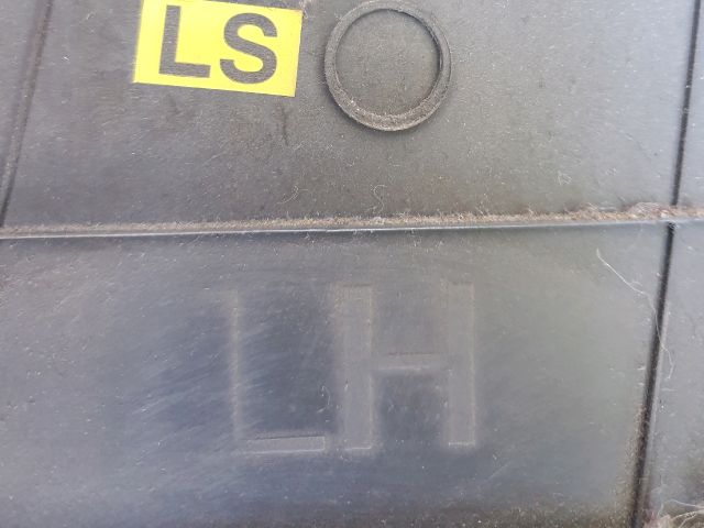 bontott OPEL ANTARA Bal B Oszlop Burkolat