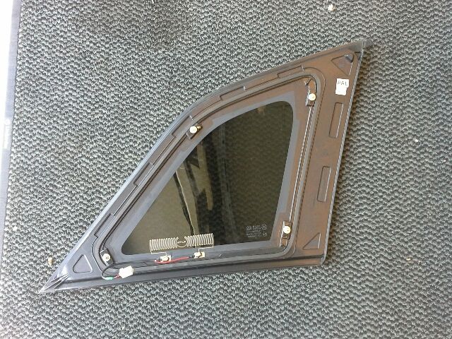 bontott OPEL ANTARA Bal C Oszlop Oldalablak Üveg