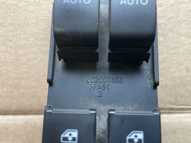 bontott OPEL ANTARA Bal első Ablakemelő Kapcsoló