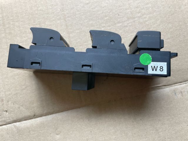 bontott OPEL ANTARA Bal első Ablakemelő Kapcsoló