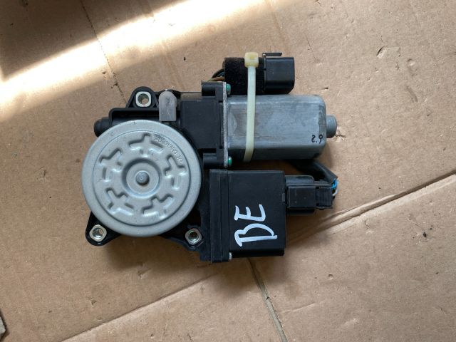 bontott OPEL ANTARA Bal első Ablakemelő Motor