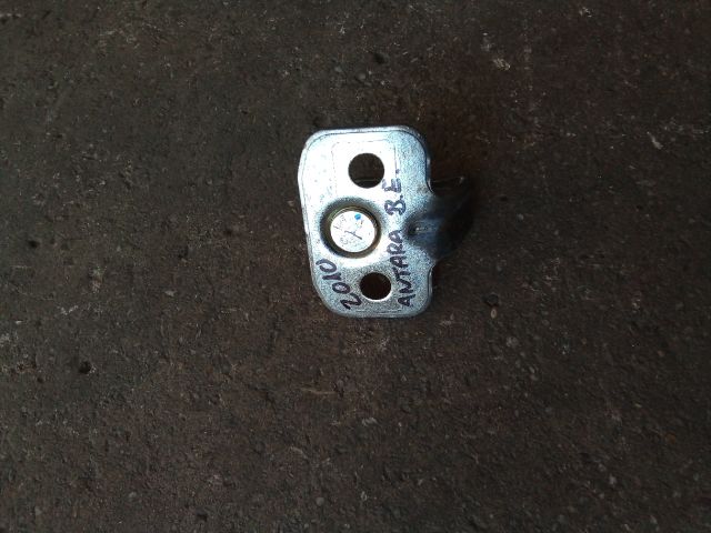 bontott OPEL ANTARA Bal első Ajtózár