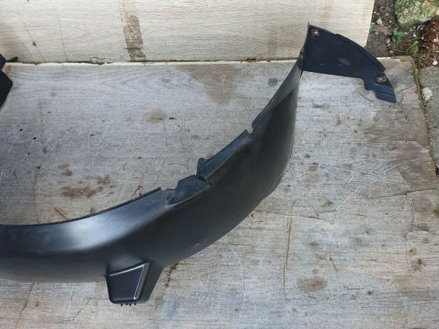 bontott OPEL ANTARA Bal első Első Dobbetét (Kerékjárati, Műanyag)