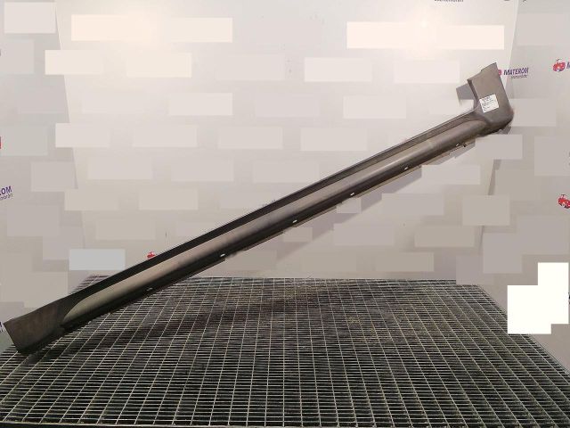 bontott OPEL ANTARA Bal első Küszöb Díszléc