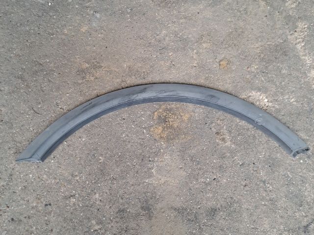 bontott OPEL ANTARA Bal első Sárvédő Díszléc