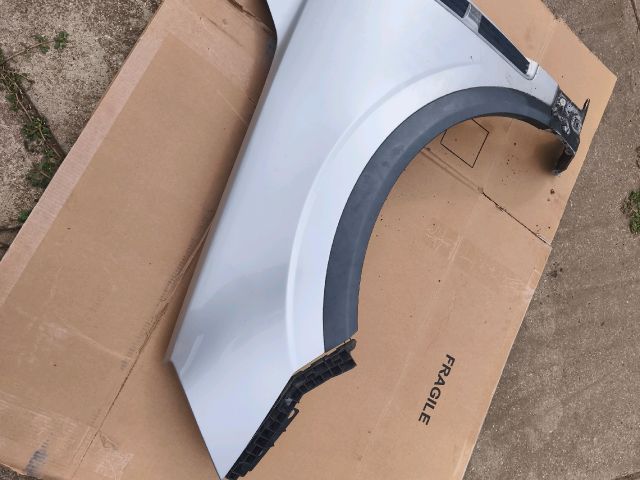 bontott OPEL ANTARA Bal első Sárvédő