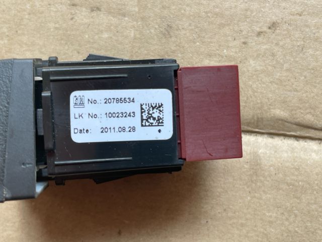 bontott OPEL ANTARA Bal első Ülésfűtés Kapcsoló