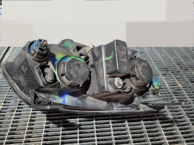 bontott OPEL ANTARA Bal Fényszóró