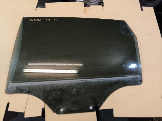 bontott OPEL ANTARA Bal hátsó Ablak