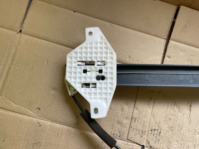 bontott OPEL ANTARA Bal hátsó Ablakemelő Szerkezet (Elektromos)