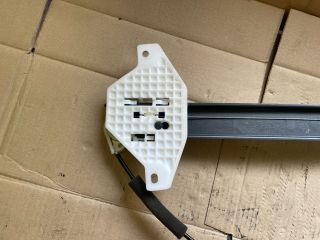 bontott OPEL ANTARA Bal hátsó Ablakemelő Szerkezet (Elektromos)