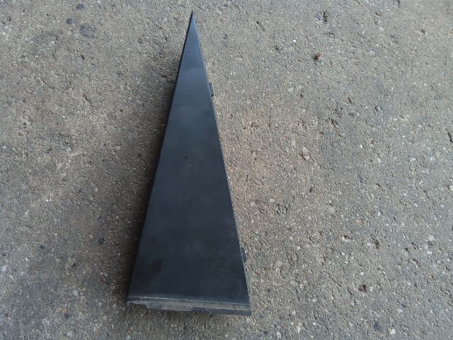 bontott OPEL ANTARA Bal hátsó Ajtókeret Burkolat