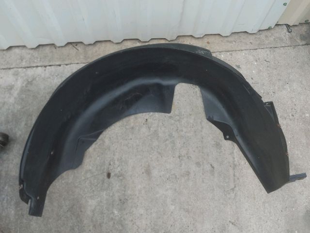 bontott OPEL ANTARA Bal hátsó Dobbetét (Kerékjárati, Műanyag)