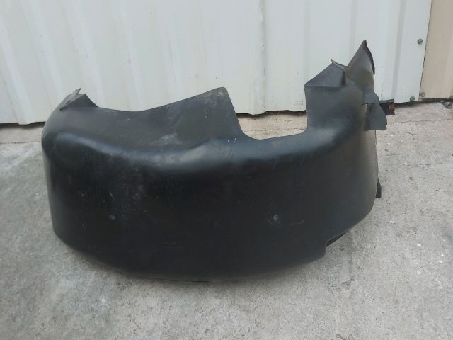 bontott OPEL ANTARA Bal hátsó Dobbetét (Kerékjárati, Műanyag)