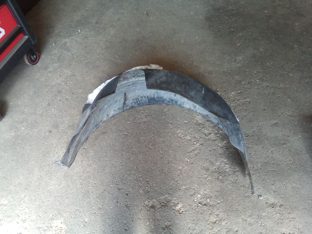 bontott OPEL ANTARA Bal hátsó Dobbetét (Kerékjárati, Műanyag)