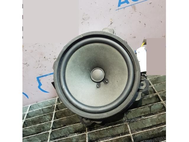 bontott OPEL ANTARA Bal hátsó Hangszóró