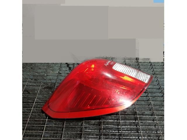 bontott OPEL ANTARA Bal Hátsó Lámpa