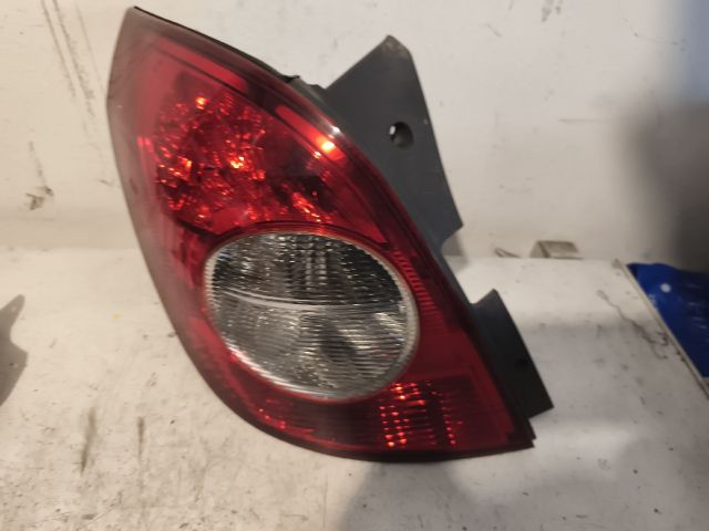 bontott OPEL ANTARA Bal Hátsó Lámpa