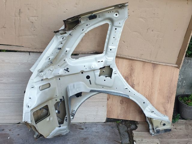bontott OPEL ANTARA Bal hátsó Negyed Karosszéria Csomag