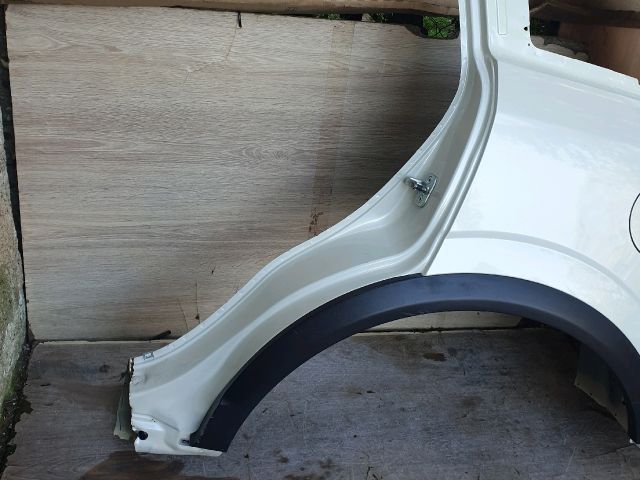 bontott OPEL ANTARA Bal hátsó Negyed Karosszéria Csomag