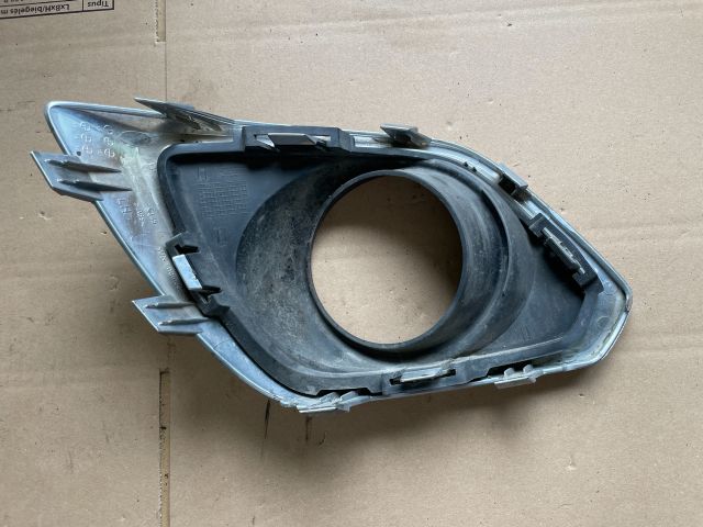 bontott OPEL ANTARA Bal Ködfényszóró Lámpakeret