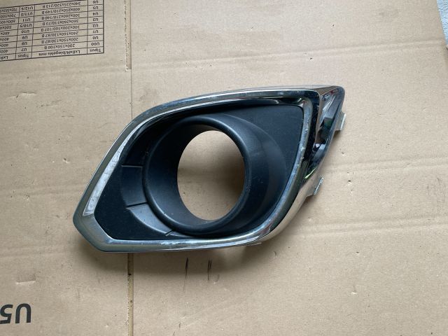 bontott OPEL ANTARA Bal Ködfényszóró Lámpakeret