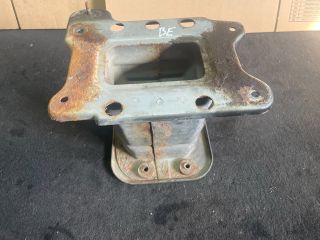 bontott OPEL ANTARA Bal Lökhárító Tartó Nyúlványvég