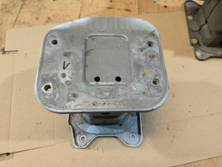 bontott OPEL ANTARA Bal Lökhárító Tartó Nyúlványvég