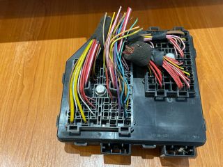 bontott OPEL ANTARA Biztosítéktábla Utastér