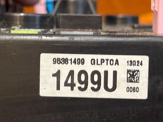 bontott OPEL ANTARA Biztosítéktábla Utastér