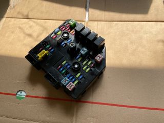 bontott OPEL ANTARA Biztosítéktábla Utastér