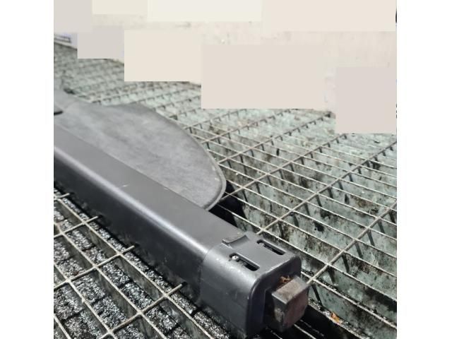 bontott OPEL ANTARA Csomagtér Roló