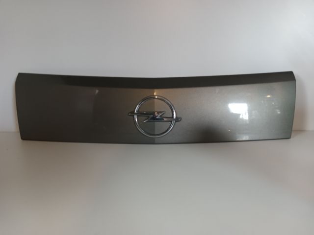 bontott OPEL ANTARA Csomagtérajtó Díszléc