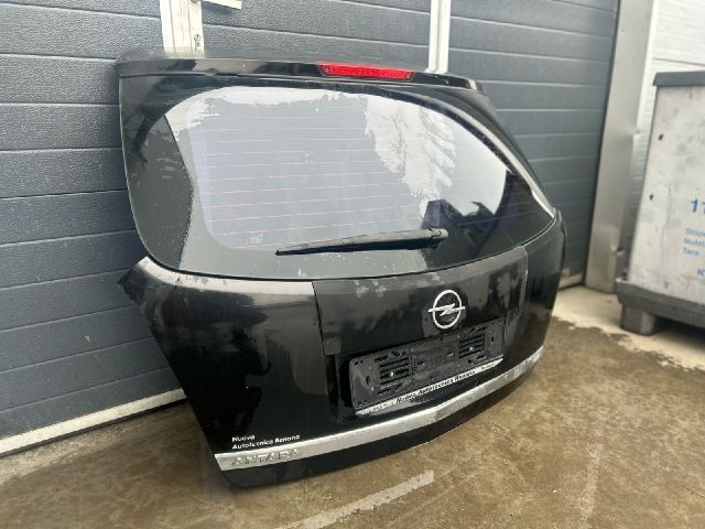 bontott OPEL ANTARA Csomagtérajtó (Üres lemez)