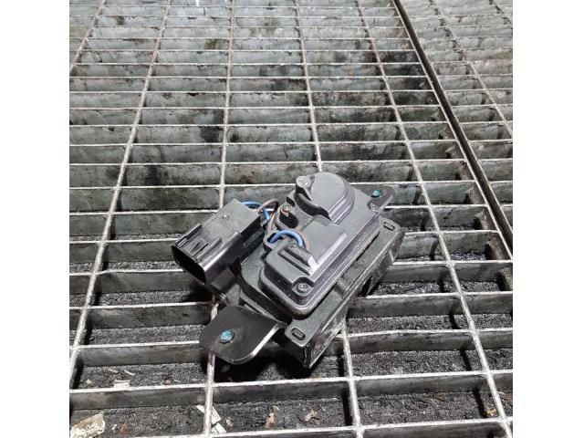 bontott OPEL ANTARA Csomagtérajtó Zárszerkezet