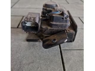 bontott OPEL ANTARA Csomagtérajtó Zárszerkezet