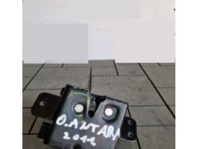 bontott OPEL ANTARA Csomagtérajtó Zárszerkezet