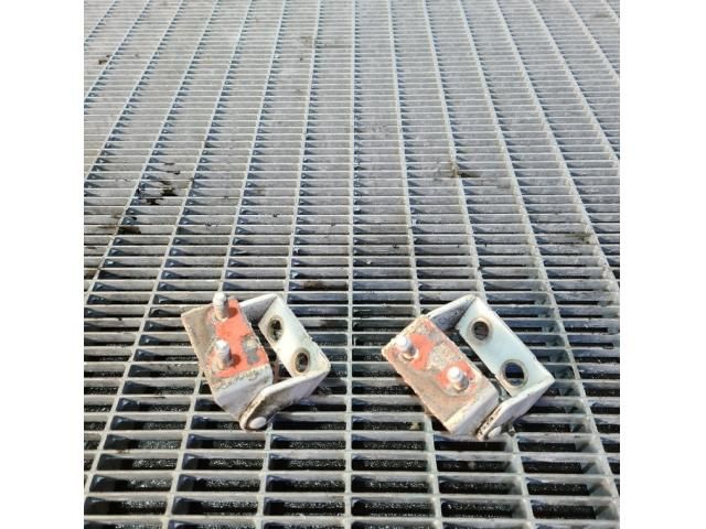 bontott OPEL ANTARA Csomagtérajtó Zsanér