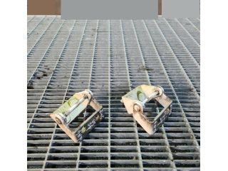 bontott OPEL ANTARA Csomagtérajtó Zsanér