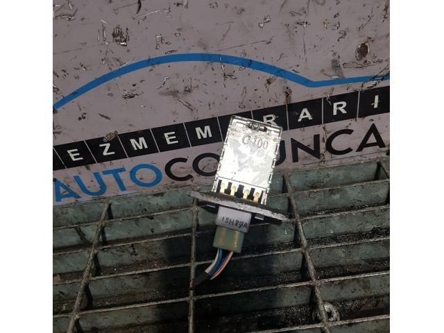 bontott OPEL ANTARA Előtét Ellenállás Fűtőmotor