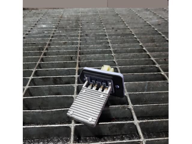 bontott OPEL ANTARA Előtét Ellenállás Fűtőmotor