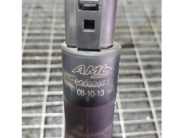 bontott OPEL ANTARA Első Ablakmosó Szivattyú